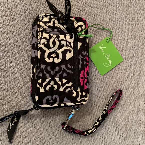 Vera Bradley Handbags - Vera Bradley Canterberry Magenta Wristlet Vera Bradley Handbags - Vera Bradley Canterberry Magenta Wristlet